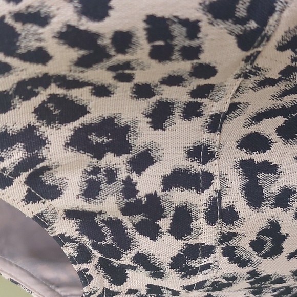 9&CO. dress. It says ize 14 but fits size 12, leopard print - Picture 4 of 8